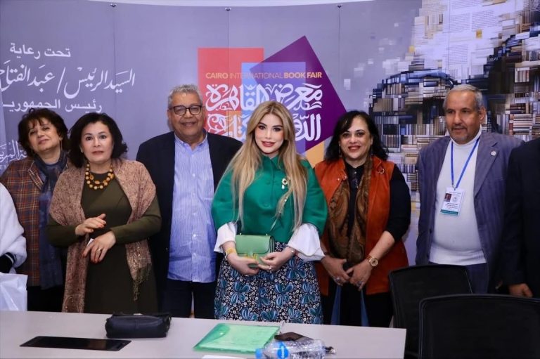 من معرض القاهرة الدولي للكتاب مناقشة بناء وعي الطفل بين التعليم والثقافة