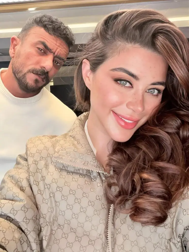 احمد العوضي ويارا السكري والحديث عن قصة حب وزواج قريب بعد علي كلاي