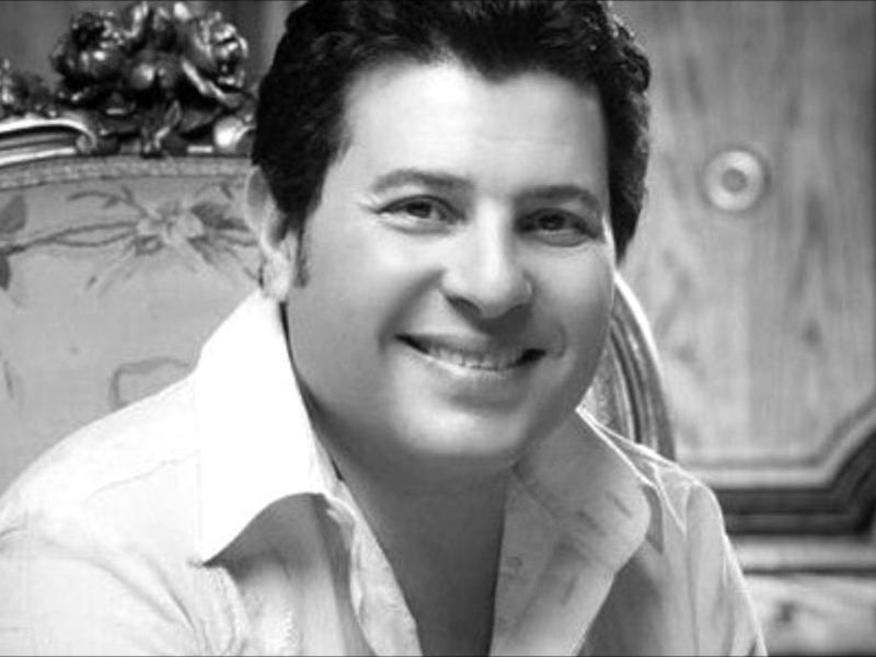 الفنان الكبير هاني شاكر يدخل العنايه المركزه في باريس