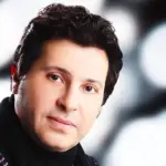 دخول الفنان الكبير هاني شاكر العناية المركزة بباريس