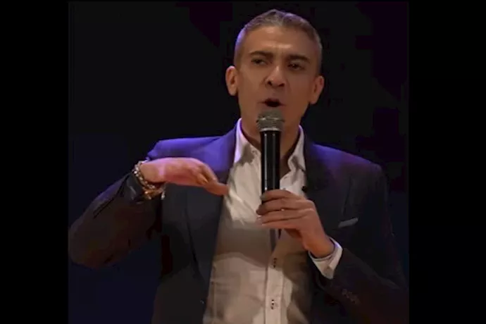 جنازة مهيبة وحشود في وداع الطبيب المصري الشهير ضياء العوضي