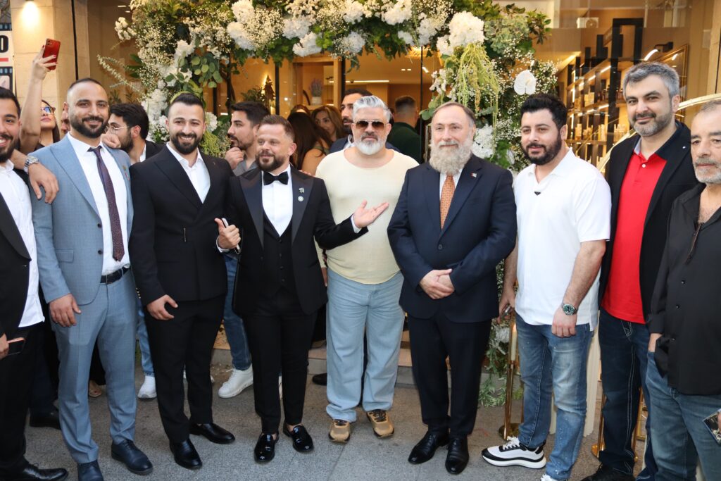 بيروت تتنفس عطراً.. خان الصابون .. يجمع دبلوماسيي العالم في الحمرا