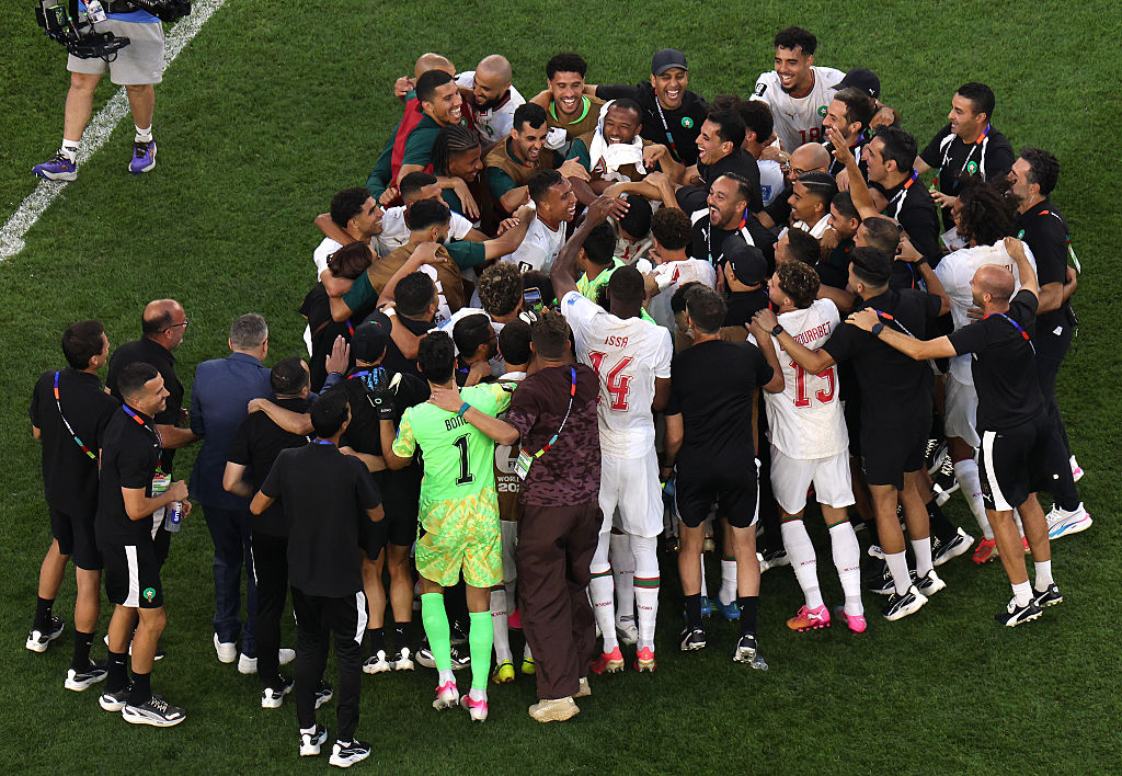 المغرب يكتب التاريخ.. أسود الأطلسي يعبرون هولندا ويبلغون ثمن النهائي كأول فريق عربي يحقق هذا الإنجاز التاريخي