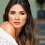 النجمة ياسمين عبد العزيز تتصدر التريند بتصريحها حول مشاهد الأكشن بفيلم خلي بالك من نفسك